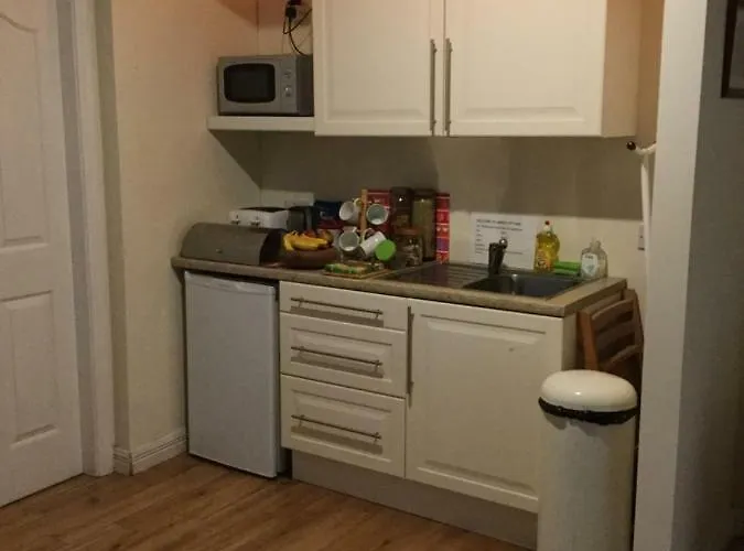 Amber Couette-café Sligo